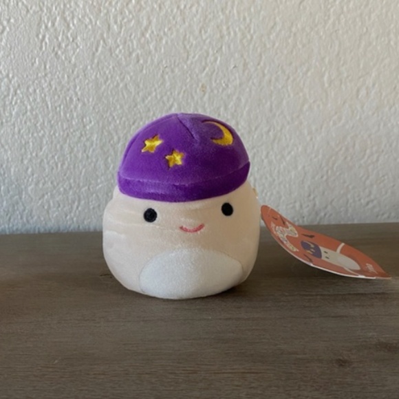 Squishmallows Mini 4” Halloween Carina with Case - Picture 1 of 7